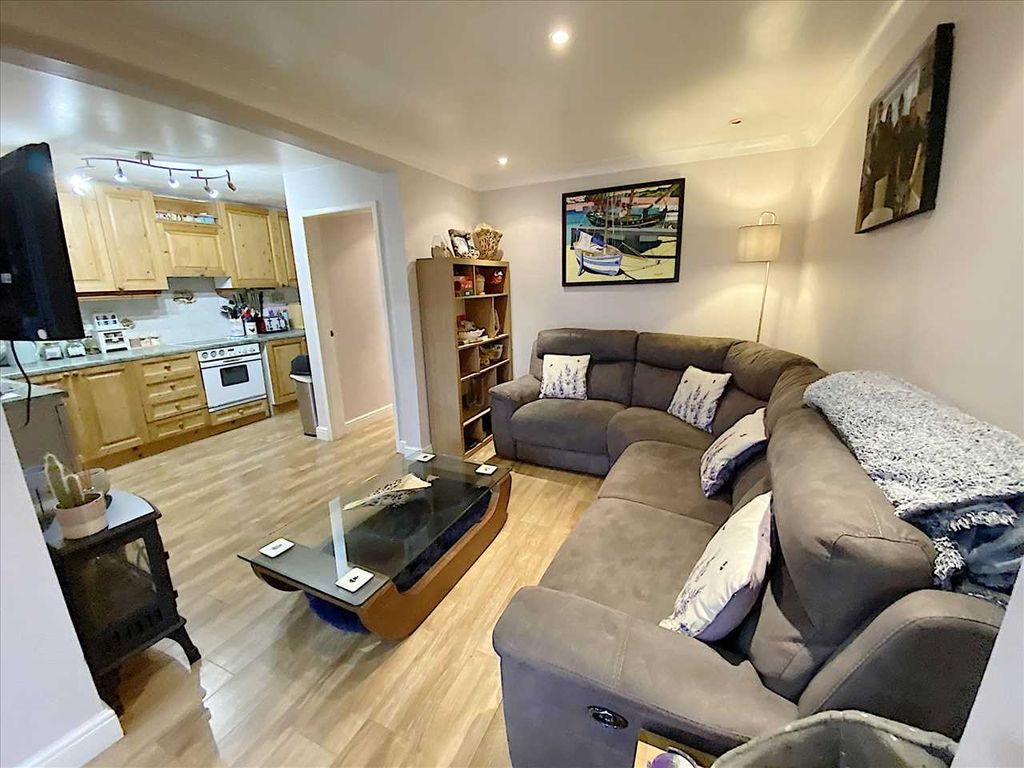 Property photo 3 of 12 Dining Kitchen: