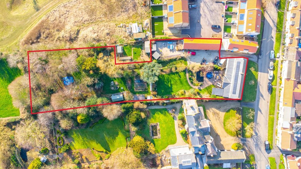 Property photo 3 of 39 Boundary Plan