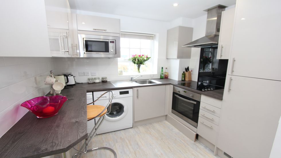 Property photo 3 of 6 Kitchen/Breakfast Ro