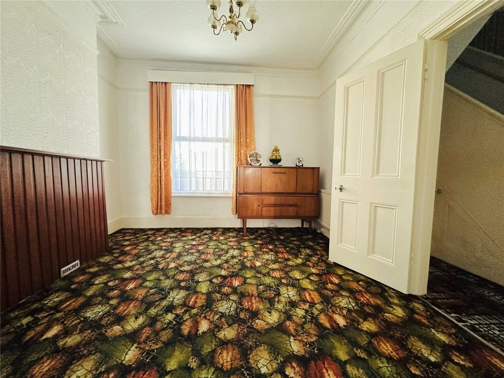 Property photo 3 of 15 Picture No. 38
