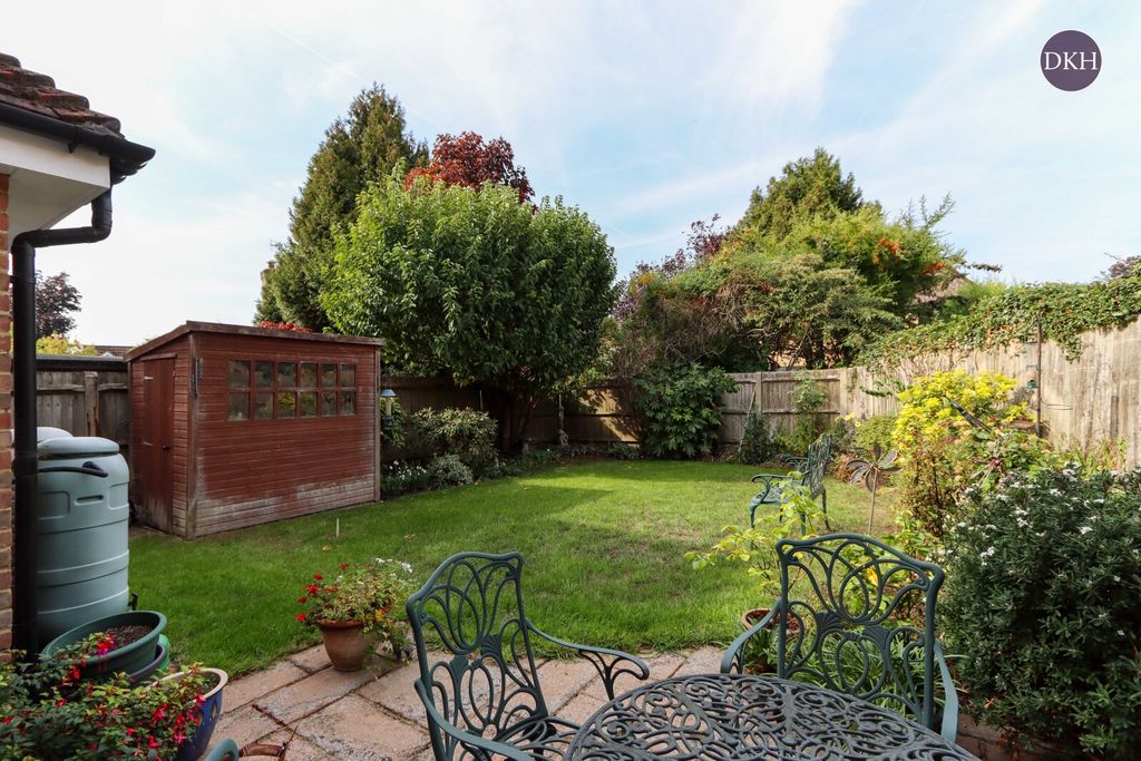 Property photo 3 of 12 Picture No. 11