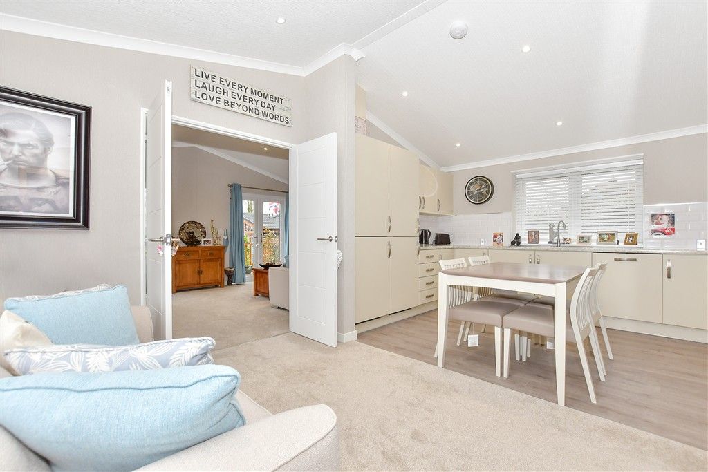 Property photo 3 of 10 Kitchen/Diner