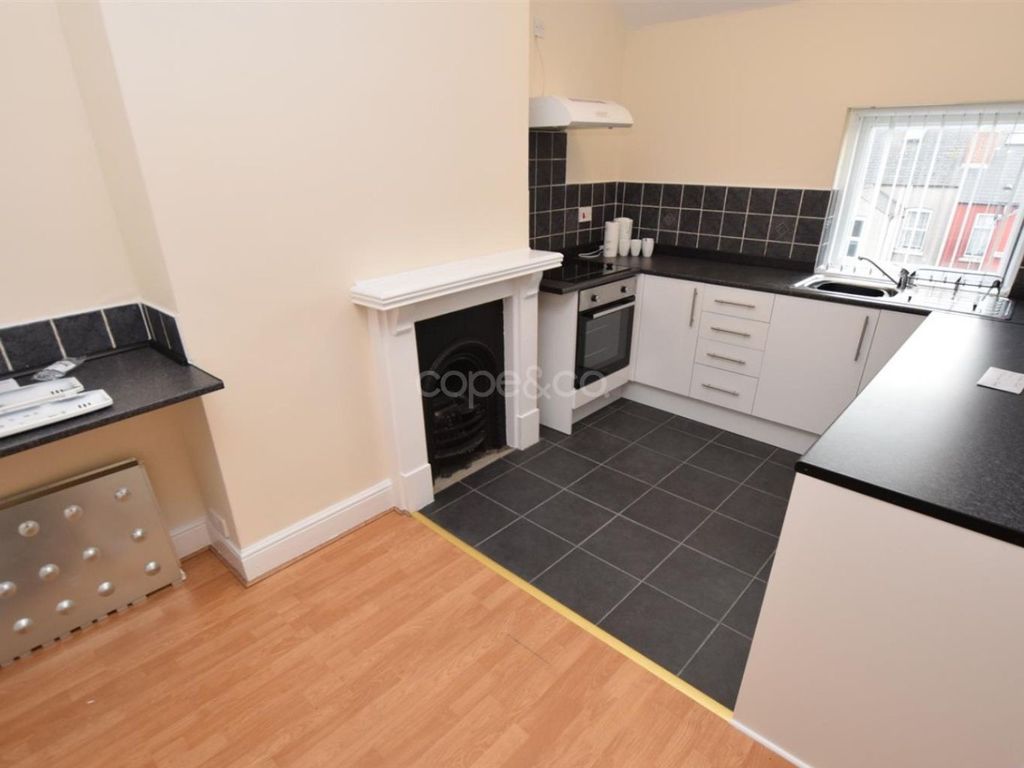 Property photo 3 of 7 2258564