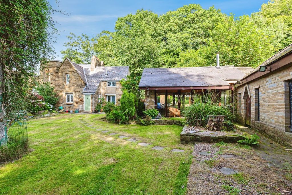 Property photo 1 of 20