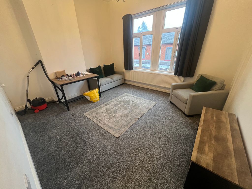 Property photo 2 of 9 Image