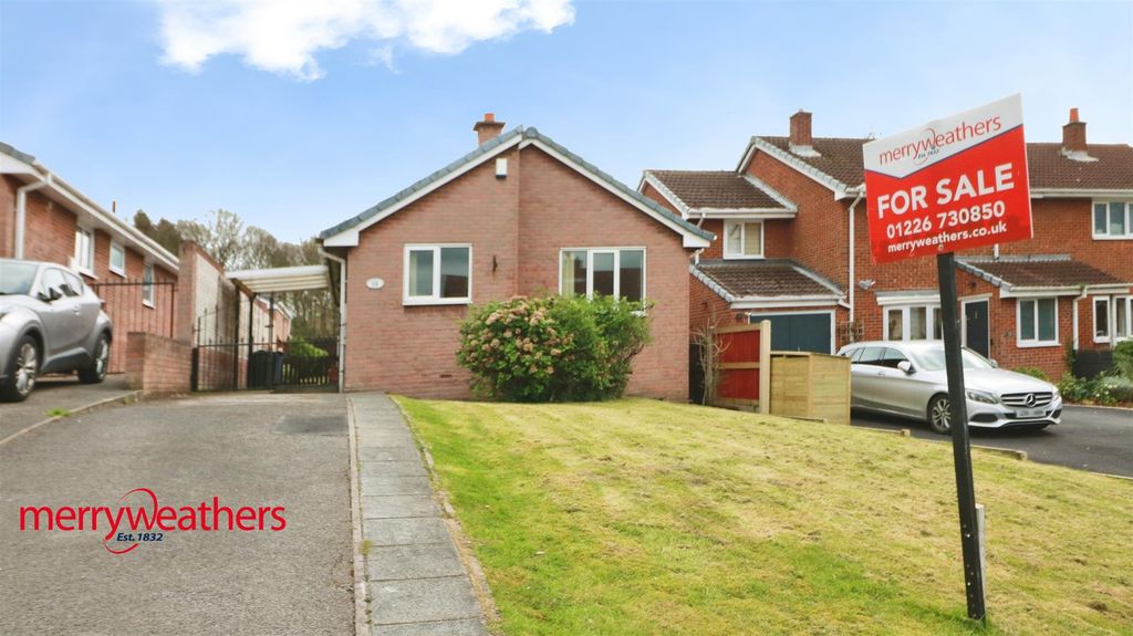 Property photo 1 of 12