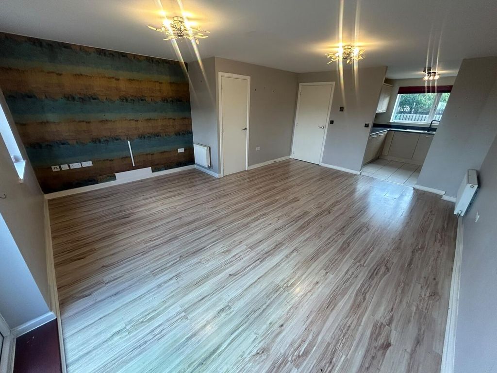 Property photo 3 of 13 Living Room