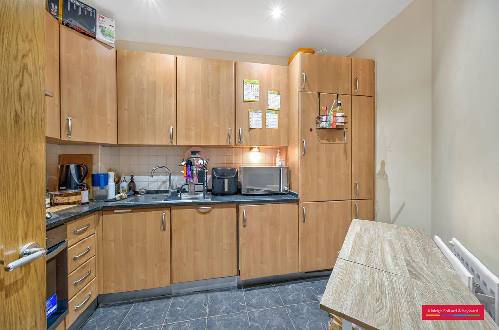 Property photo 3 of 9 Picture No. 22