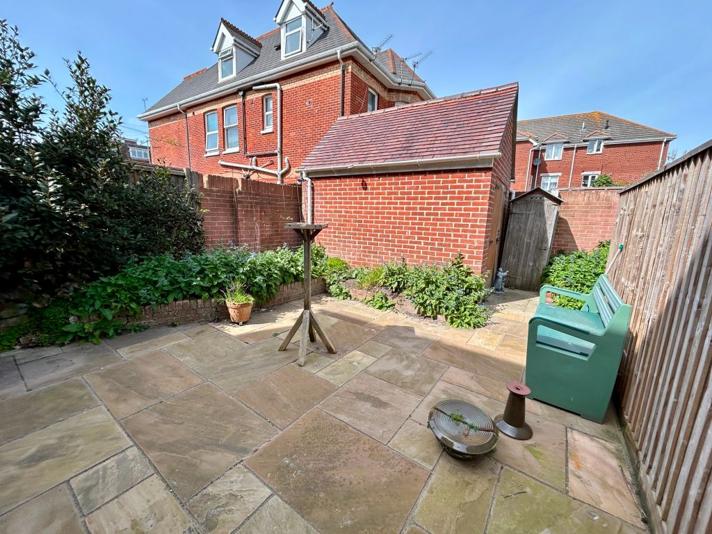 Property photo 3 of 12