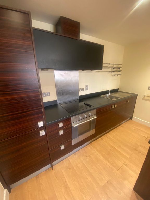 Property photo 3 of 12 4