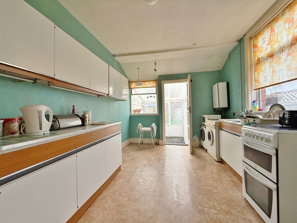 Property photo 3 of 22