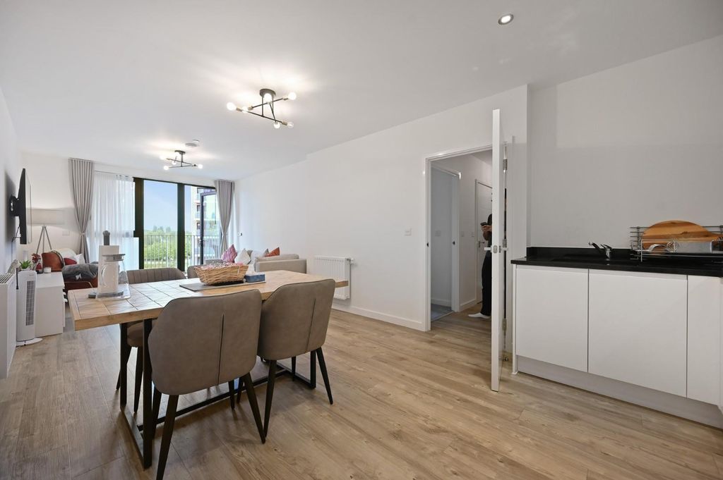 Property photo 3 of 14 4.Jpg