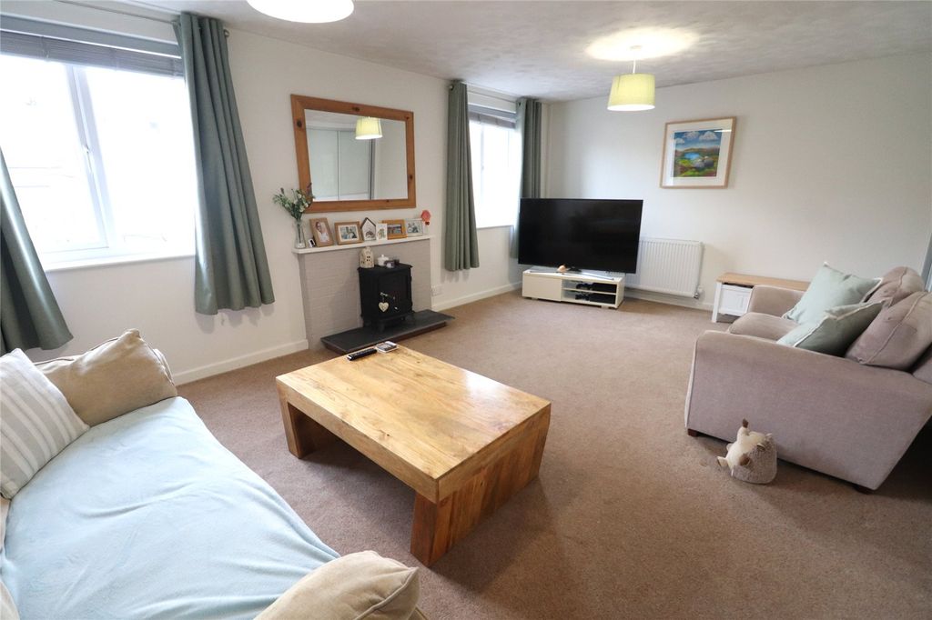 Property photo 2 of 31 Picture No. 14
