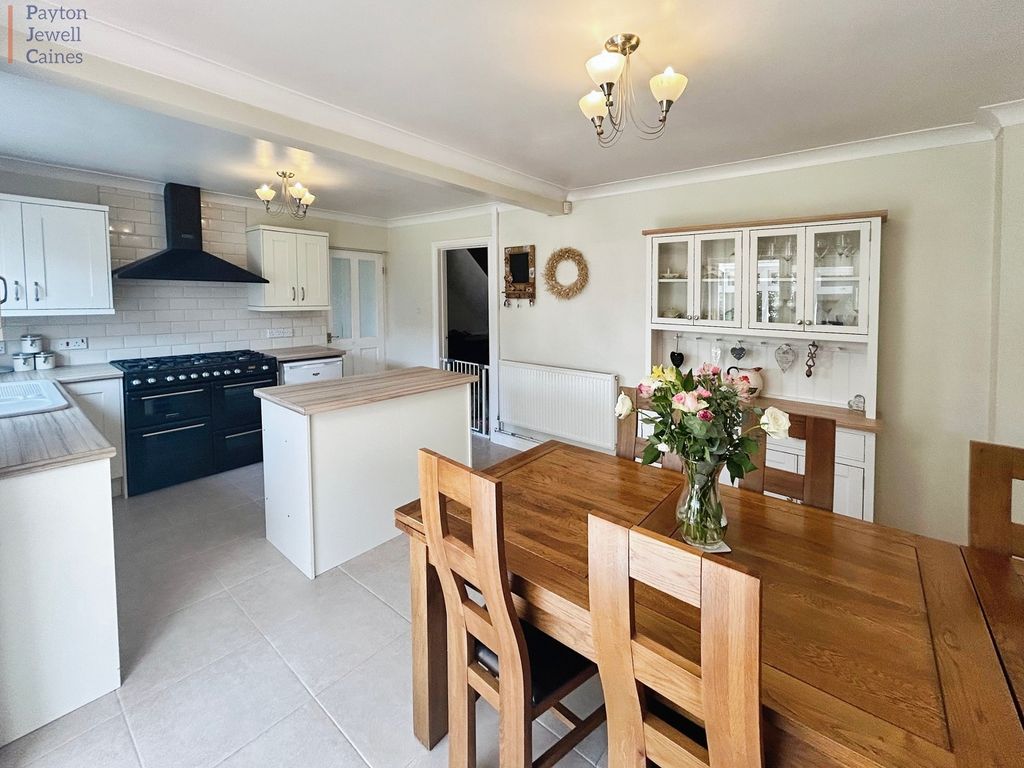 Property photo 3 of 12 Not Specified