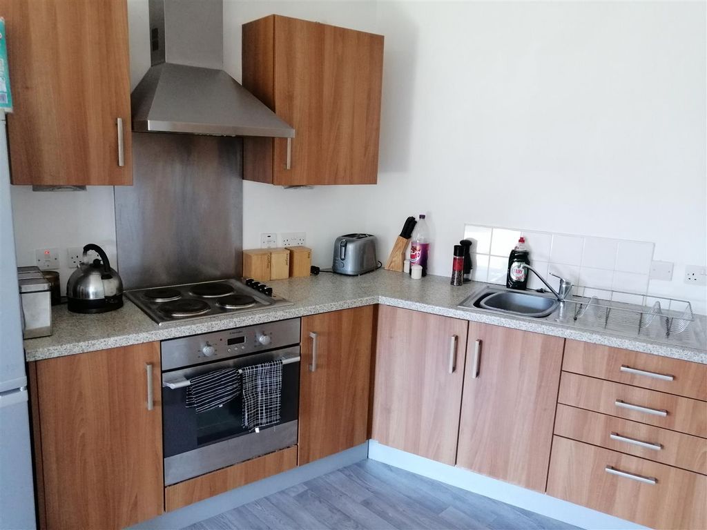 Property photo 3 of 8