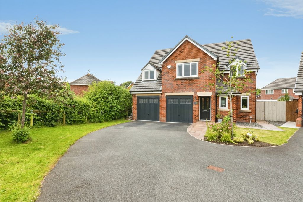 Property photo 1 of 28 Pbox-Img.Jpg