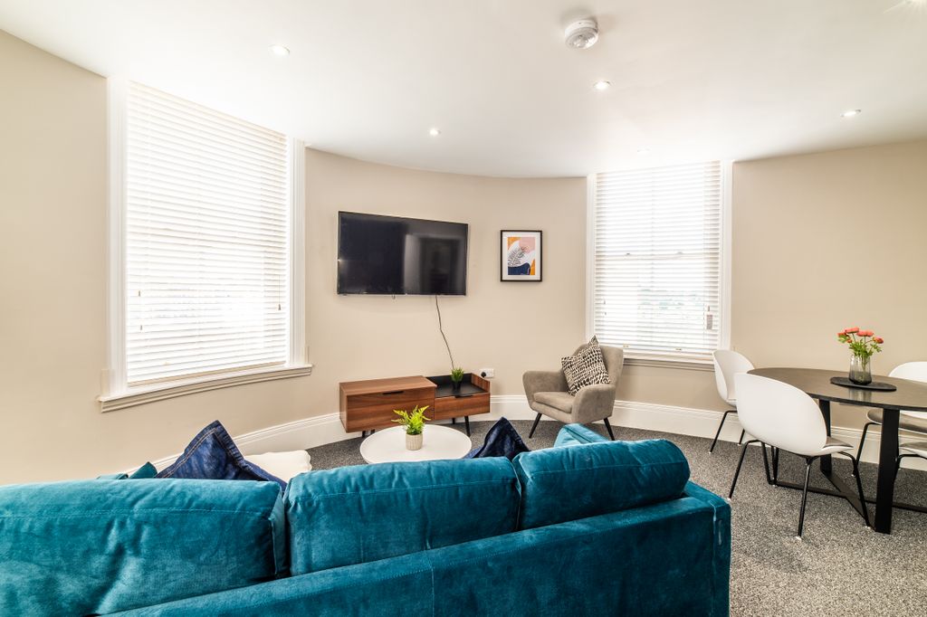 Property photo 1 of 18 Canning Place A201-004