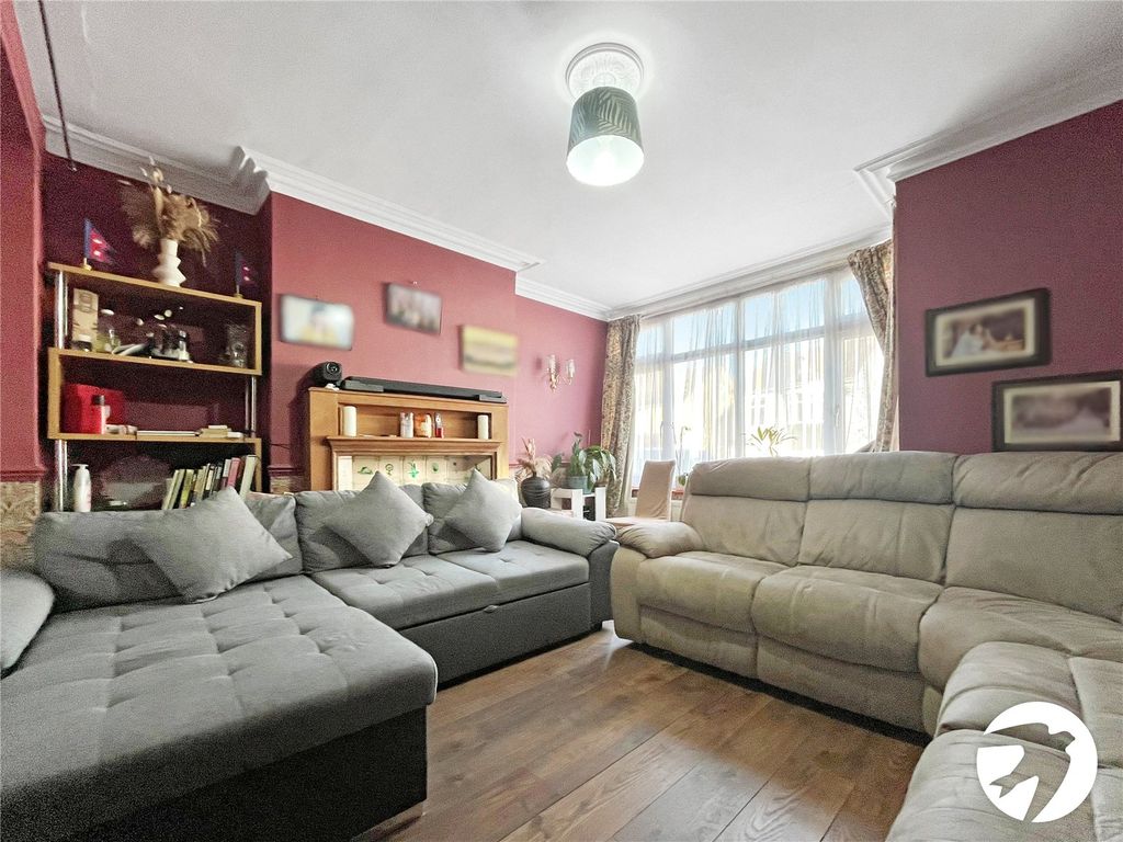 Property photo 2 of 18 Picture No. 08