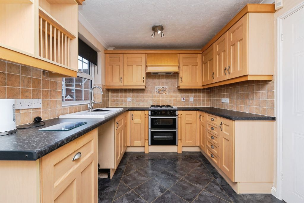 Property photo 3 of 17