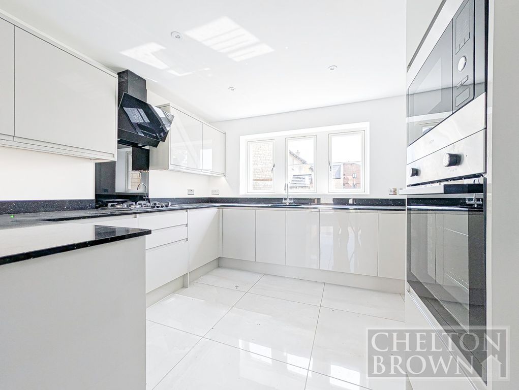 Property photo 2 of 51 Kitchen/Diner
