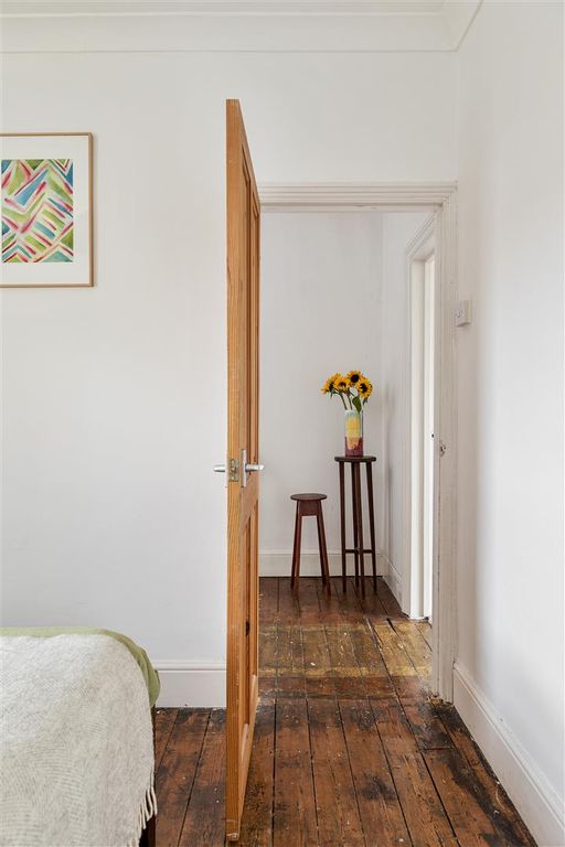 Property photo 2 of 22 Simonds Road, E10