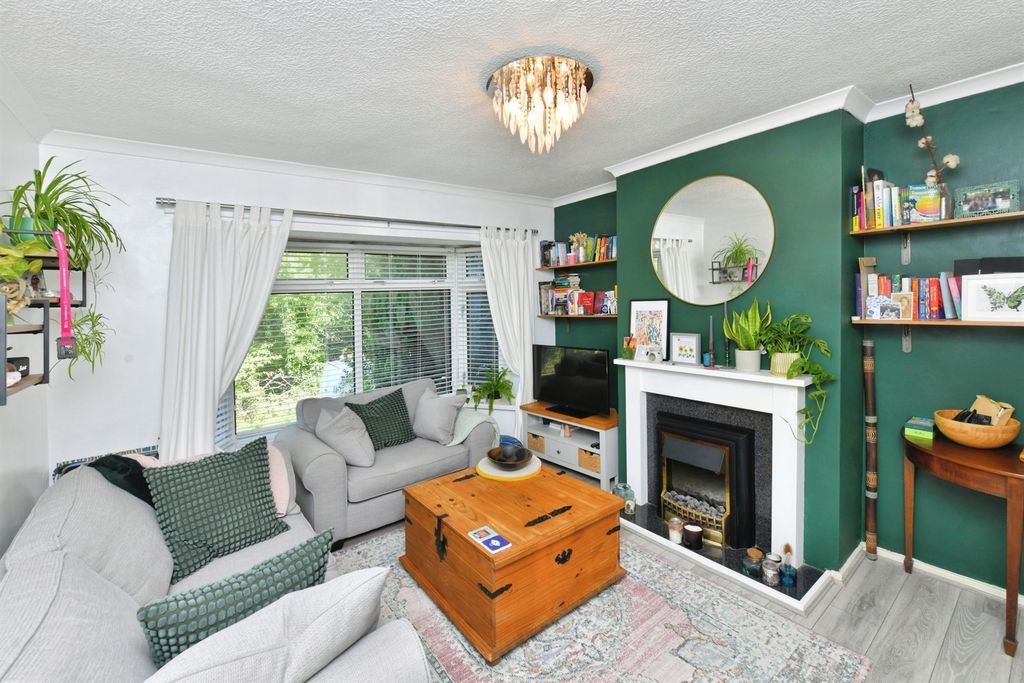 Property photo 2 of 15