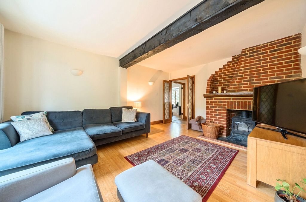Property photo 3 of 23 Picture No. 04