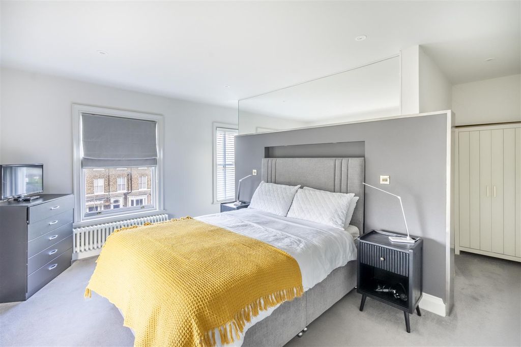 Property photo 3 of 17 151mv-18.Jpg