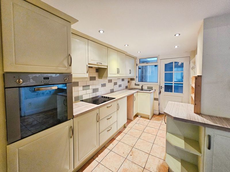 Property photo 3 of 14 Photo 10