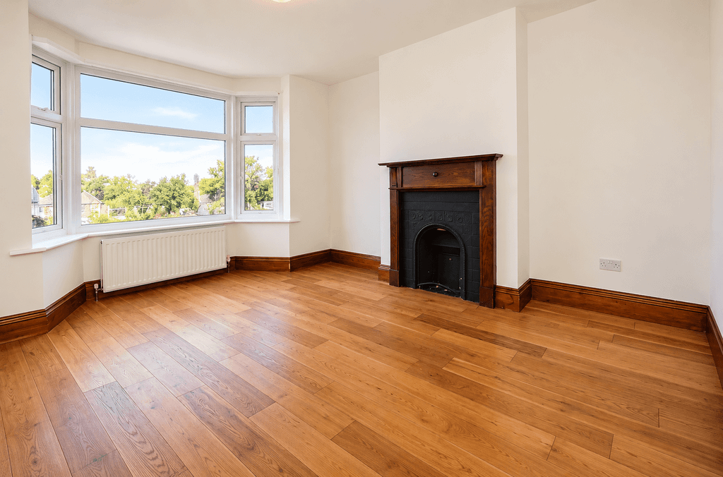 Property photo 3 of 10 Gallery
