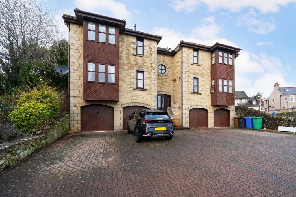 Property photo 1 of 19 Photo 1