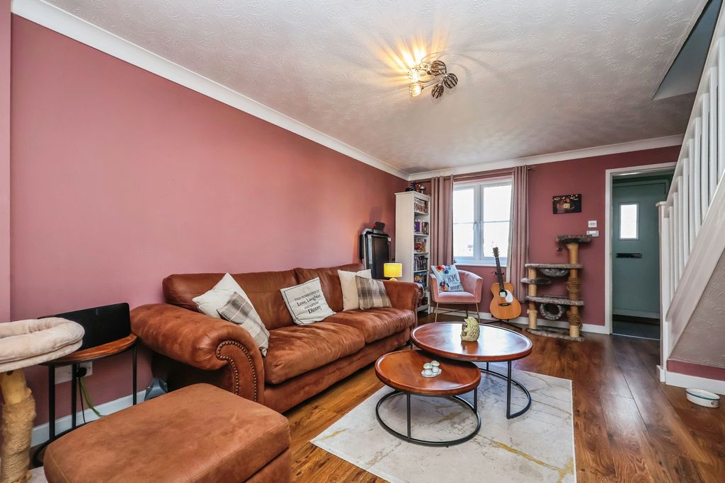 Property photo 3 of 15