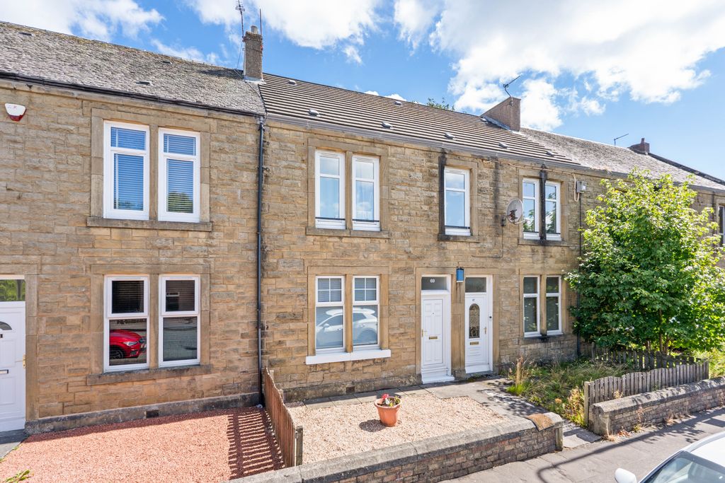 Property photo 1 of 12 69 Mill Road 03