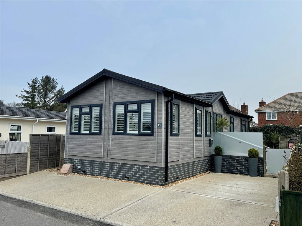 Property photo 1 of 10 Picture No. 08