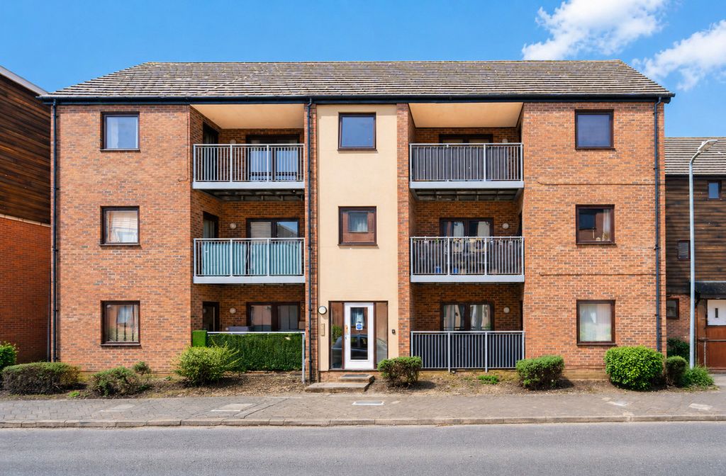 Property photo 1 of 14