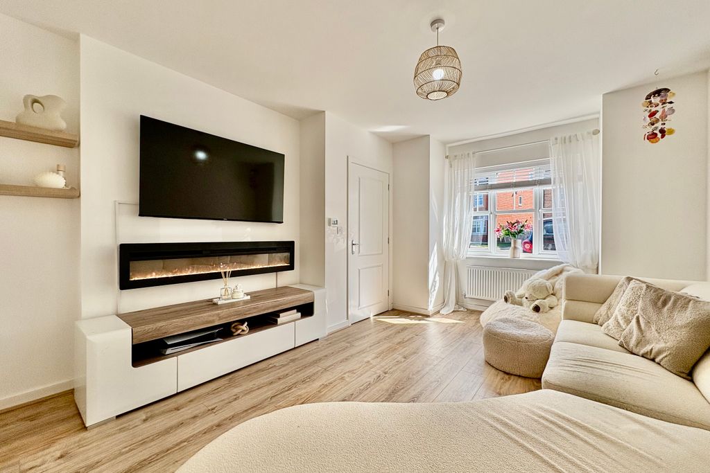 Property photo 2 of 19 Img_0753