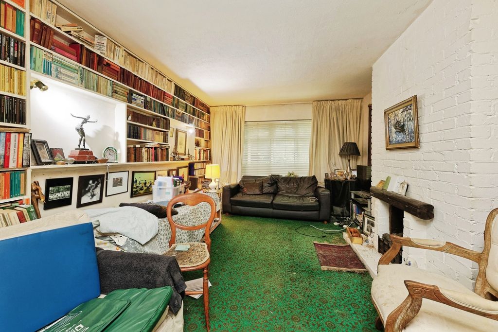 Property photo 2 of 13 Pbox-Img.Jpg