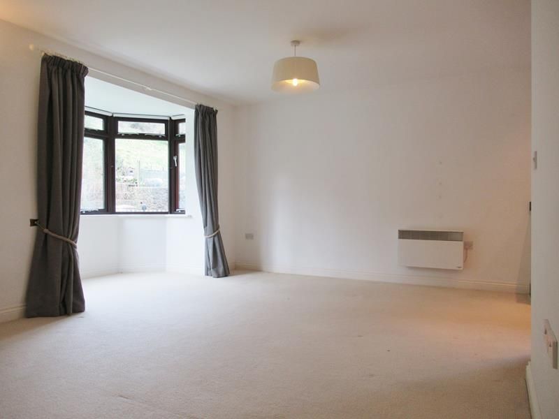 Property photo 3 of 10 Photo 45