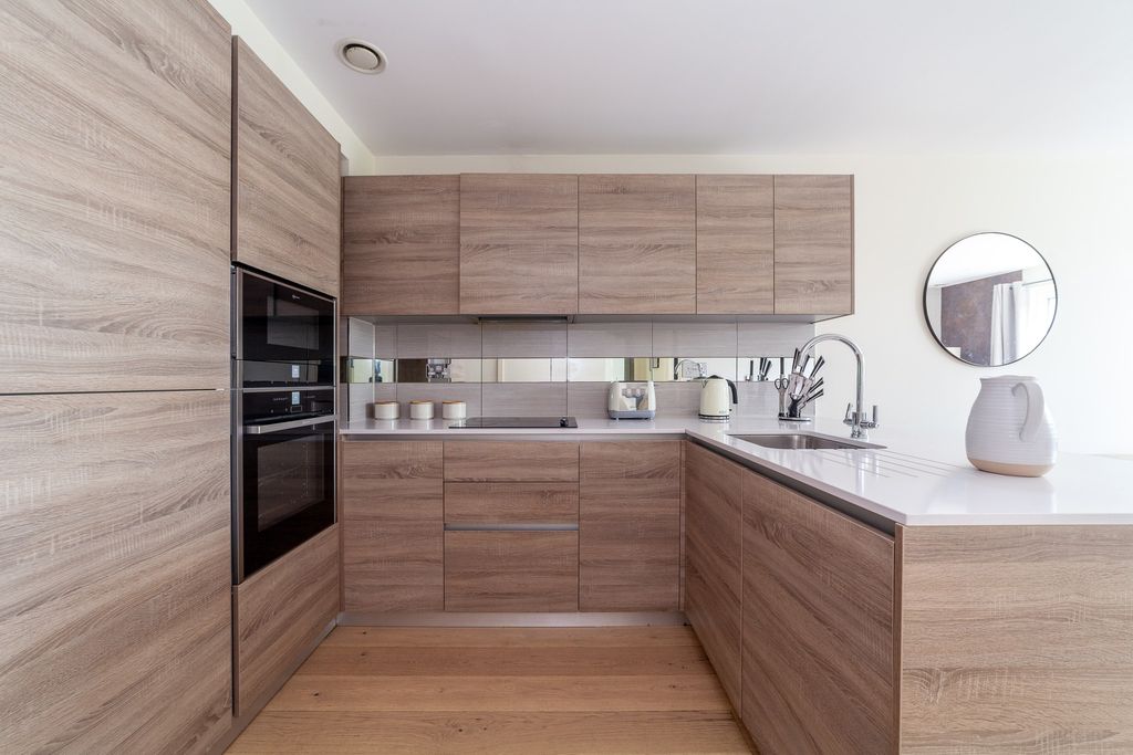 Property photo 2 of 34 Kitchen