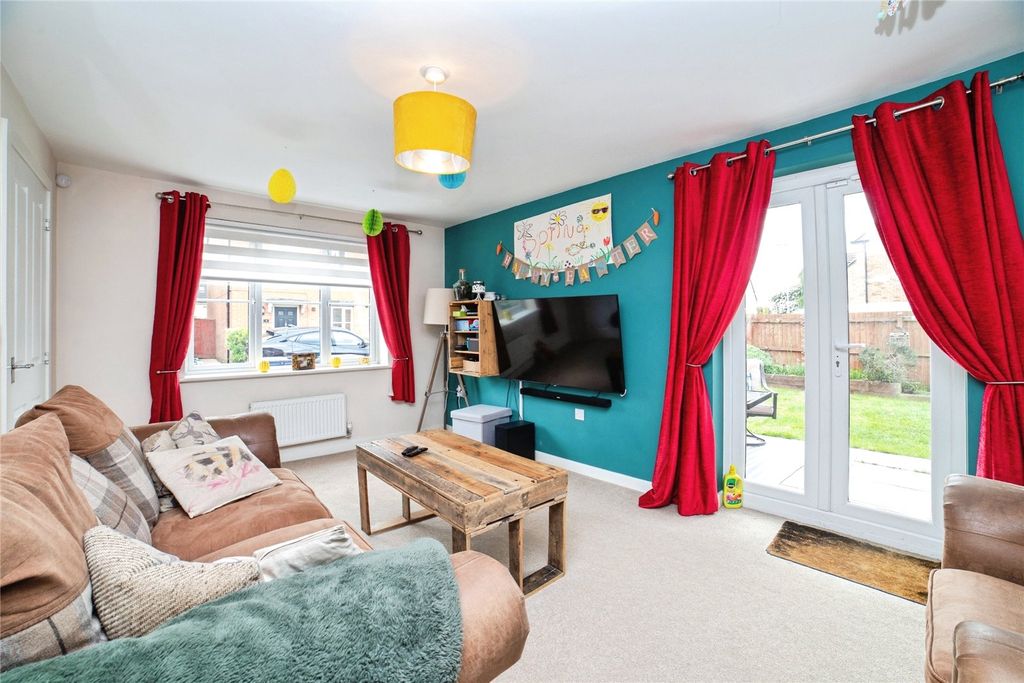 Property photo 3 of 29 Picture No. 24