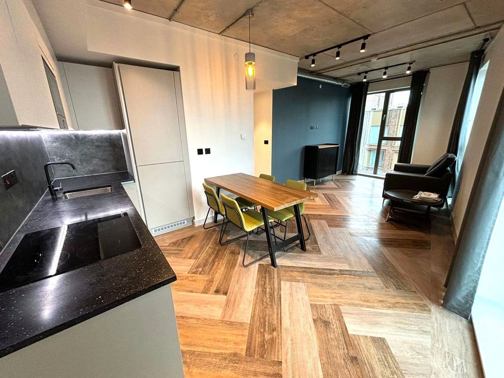 Property photo 2 of 15 Picture No. 19