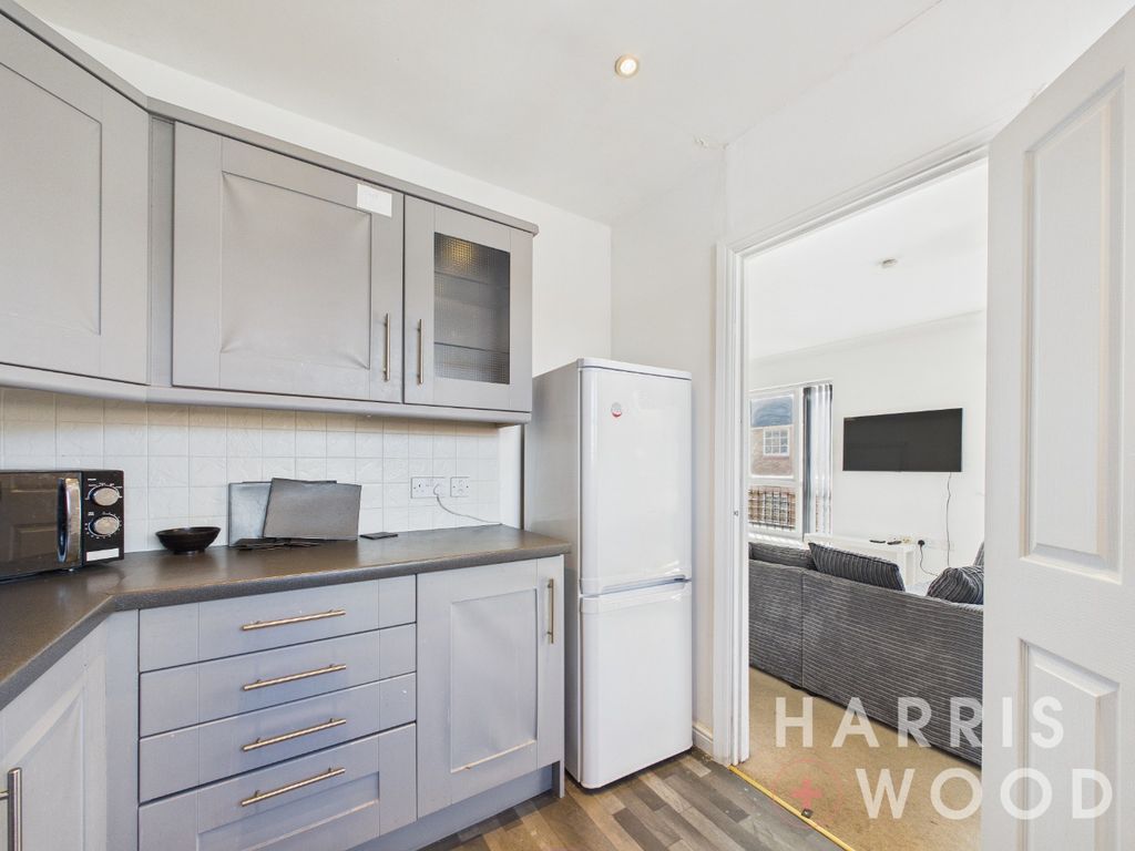 Property photo 3 of 14 4914603