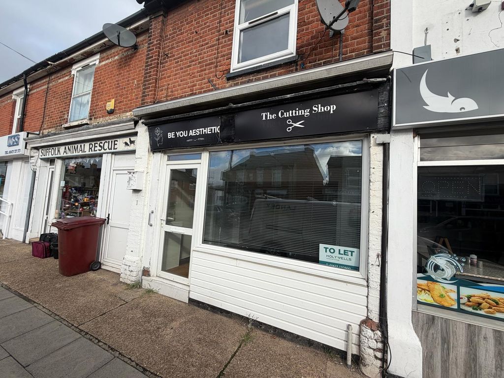 Property photo 1 of 8