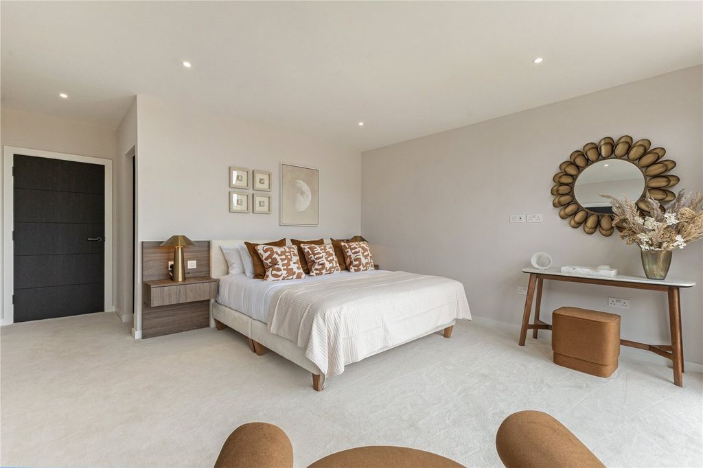 Additional image 7 of 3 bed flat for sale8 Moyana, Maritime Park, Newtown Road, Warsash SO31