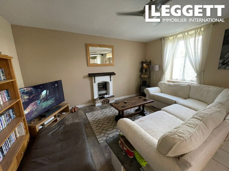 Property photo 3 of 10
