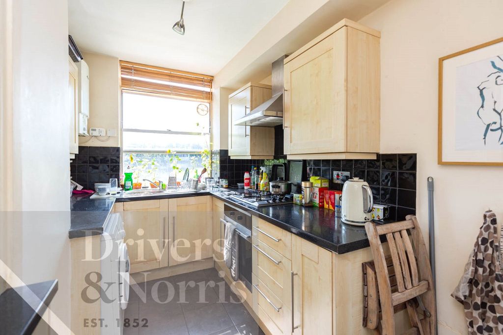 Property photo 3 of 6 Picture No. 05