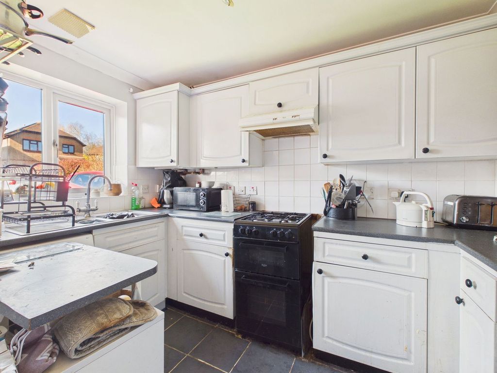 Property photo 3 of 11