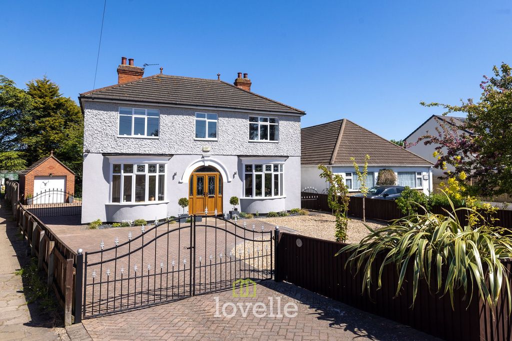 Property photo 1 of 26