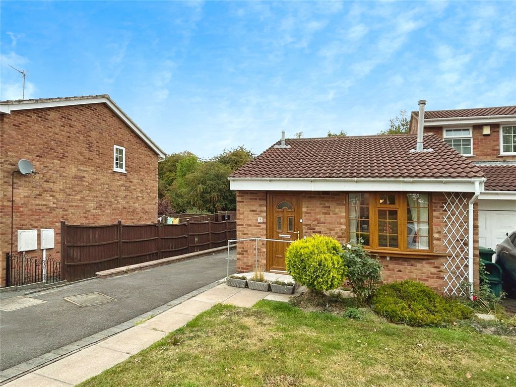 Property photo 1 of 14 Front