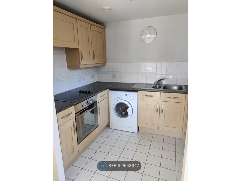 Property photo 3 of 11